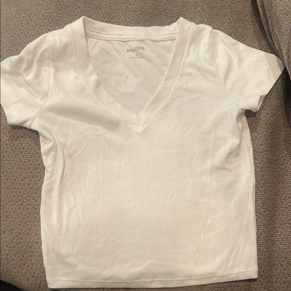 Hollister Cream V-Neck Tee